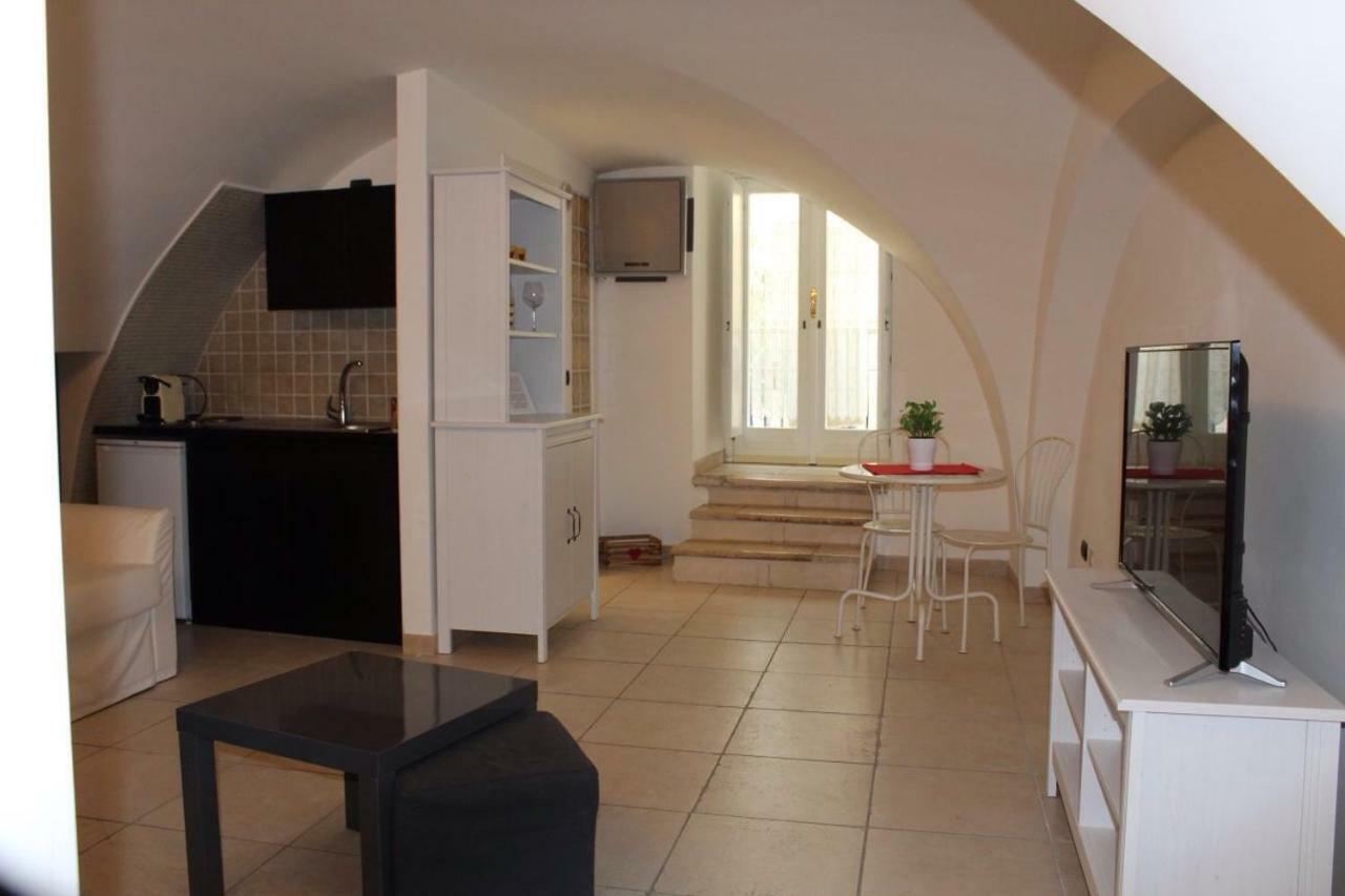 Villari 60 Бари Экстерьер фото